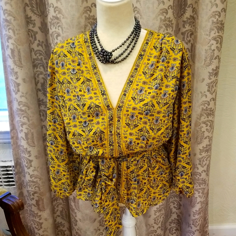 Maxstudio boho blouse